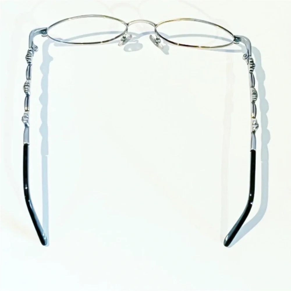 Brighton authentic signature
